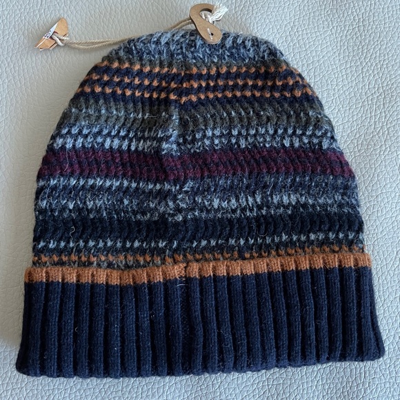 NWT - Fat Face Adult 80% Wool Striped Beanie - Picture 3 of 5